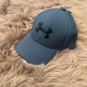 NEW Under Armour Blitzing Stretch Fit Cap